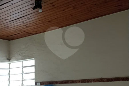 PREDIO COM 2 CASAS NO SACOMÃ