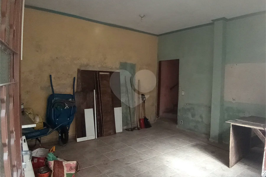 Sobrado à venda com 4 quartos, sendo 2 suítes, em Butantã, São Paulo, SP