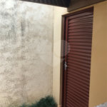 Casa no condomínio Damha I.