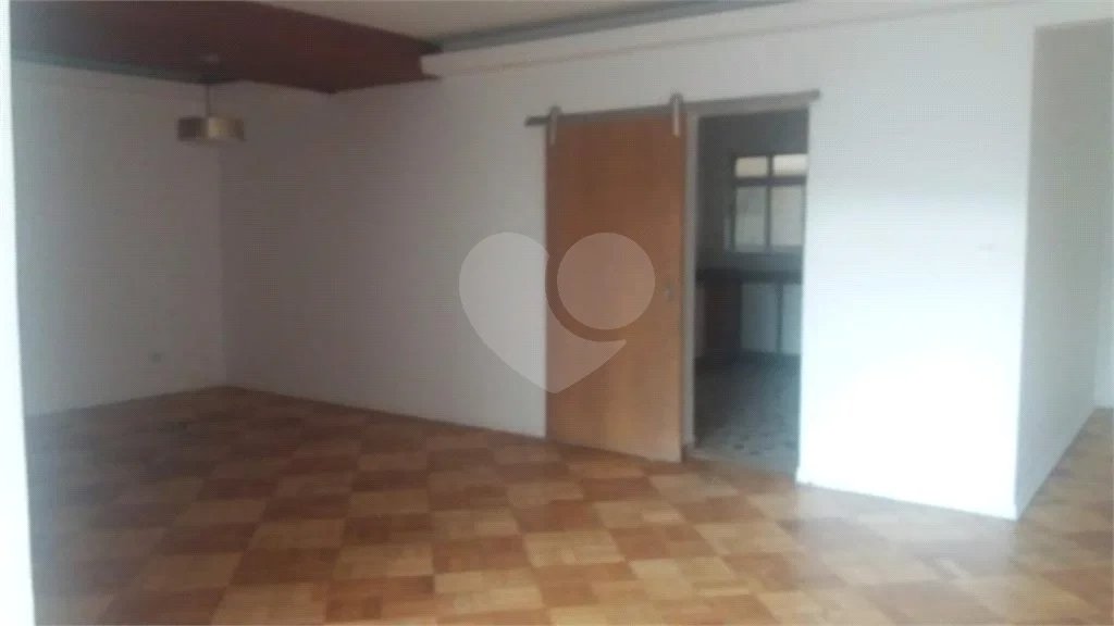 Magnífico apartamento com 178 m2 no Bom Retiro.