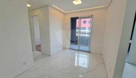 Apartamento à venda com 2 quartos, sendo 1 suíte,  em Santana, São Paulo, SP