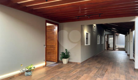 Casa à venda com 3 quartos, sendo 1 suíte,  em Parque Residencial Vale do Sol, Araraquara, SP