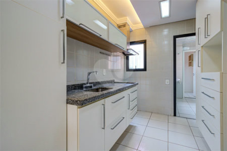 Apartamento para alugar com 3 quartos, sendo 1 suíte, em Chácara Santo Antônio, São Paulo, SP