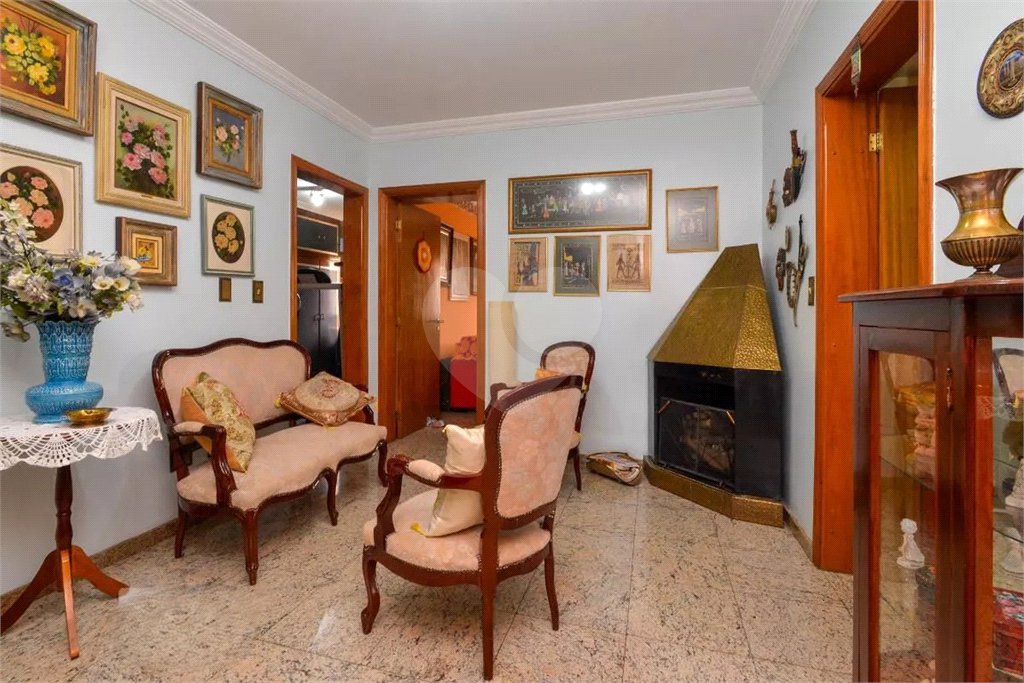 Apartamento à Venda | 474 m2 | 4 suítes | 4 vagas em Santana!