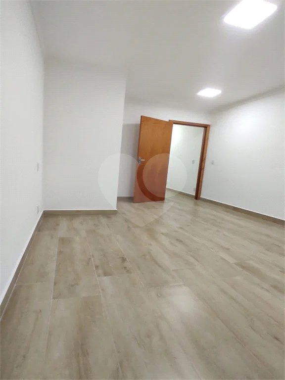 Sobrado à venda na Vila Carrão, 3 quartos (1 suíte)