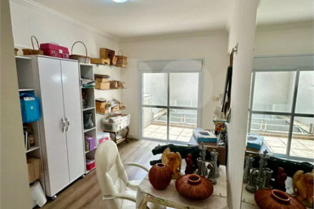 Casa de Alto Padrão à Venda no Parque dos Pássaros – 350 m²