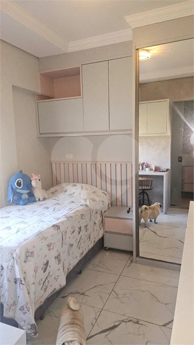 Indaiatuba- condominio Vale das Laranjeiras - Itaici - Terreno 3040,00 ms- construida 220ms - 3 dormitórios, sendo 2 suítes e uma suíte master com closet, além de uma sala ampla com 3 ambientes, Cozinha planejada,, campo de futebol/vôlei, Area de lazer com piscina, espaço gourmet com churrasque
