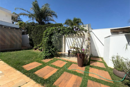 Casa à venda com 3 suítes no condomínio Damha II, São Carlos - SP