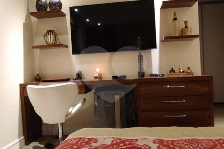 Apartamento à Venda na Mooca com 3 Suítes, Varanda Gourmet e 4 Vagas — 204m² no Condomínio Luzes da Mooca (Aceita Pet e Estuda Permuta)