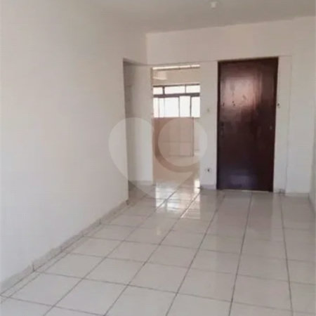 Apartamento à venda com 63m² - Brás