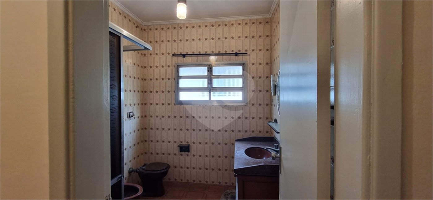 Sobrados com Renda, 300 m² Construídos em Terreno de 250 m²à venda no Jardim Vila Formosa, São Paulo