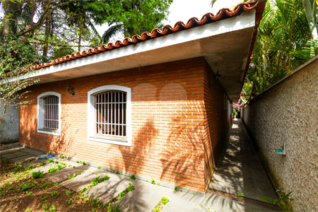 Casa Térrea com 2 quartos 5 vagas e terreno de 500m² no Brooklin