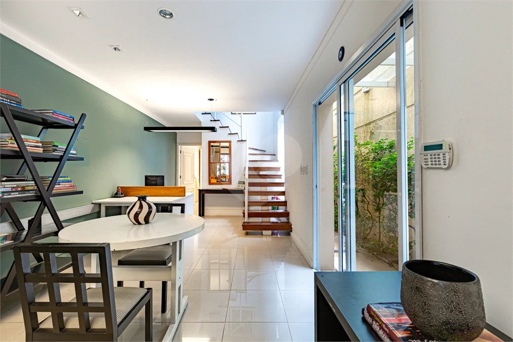Casa comercial com 172m² , 1 vaga de garagem , à venda no bairro das Perdizes.