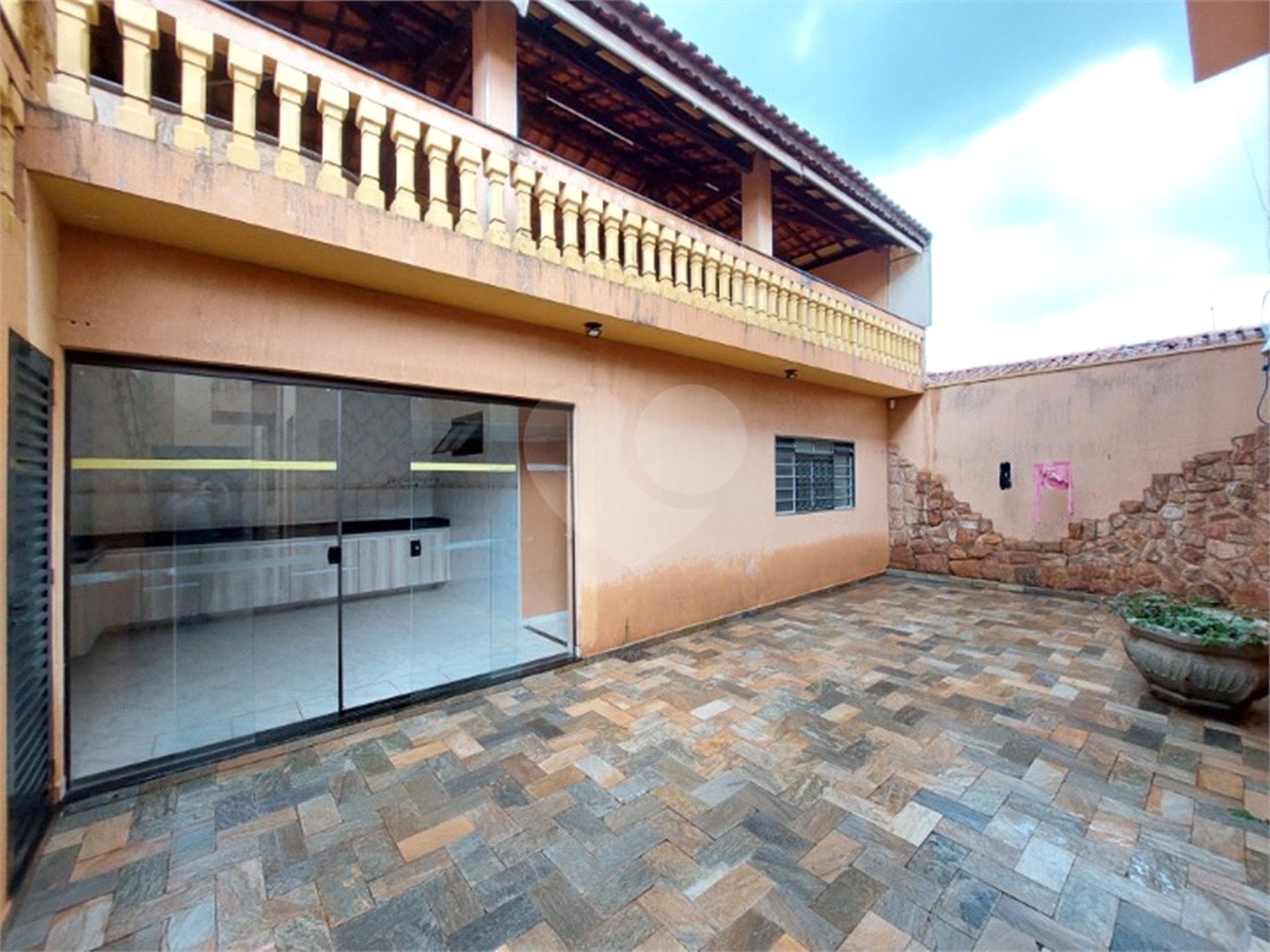 Casa para venda ou locação no Jardim Ipanema