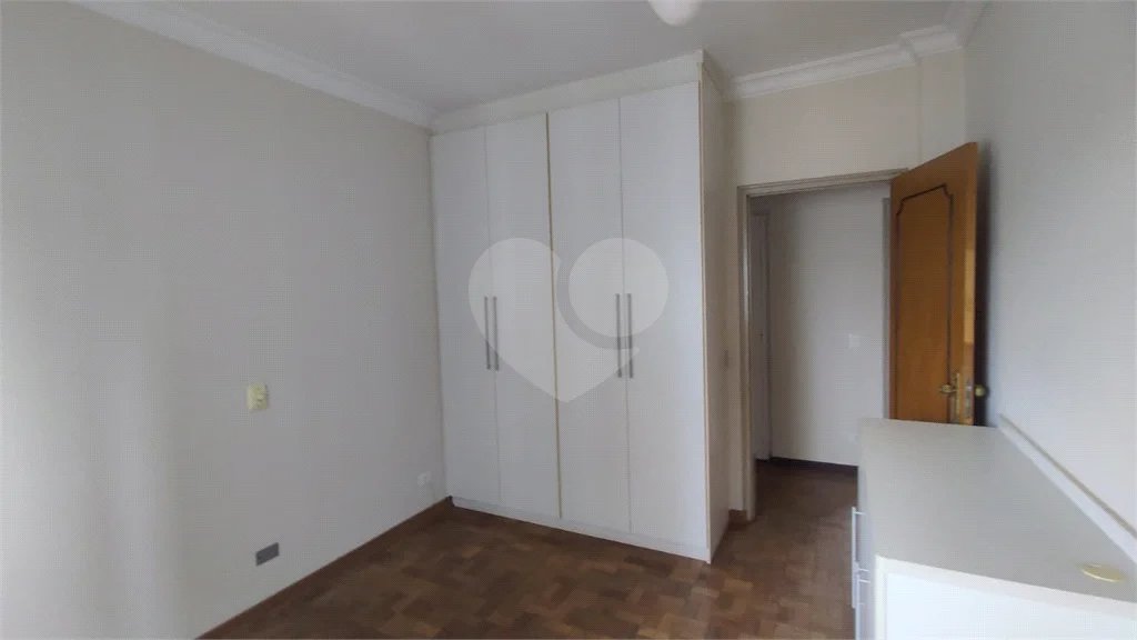 Apartamento Edifício Romano