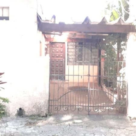 Casa Térrea Ampla com 4 Dormitórios, Suíte e Quintal à Apenas 15 Minutos do Estação Tatuapé.