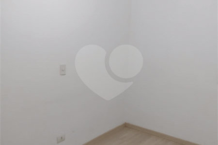 Apartamento no Edificio Jatiúca á venda.
