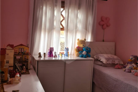 Casa com 3 dorm, 2 suítes, área gourmet, 4 vagas na Mooca