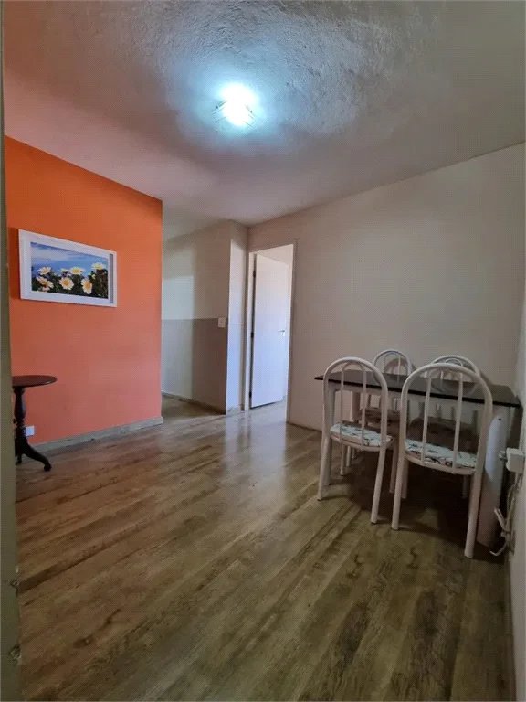 Apartamento amplo em frente ao portão 03 da USP – Oportunidade única