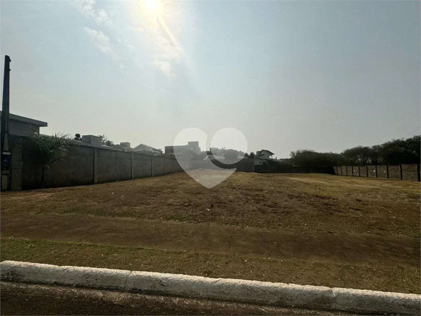 Terreno de 1.840 m2, à venda no Condomínio Park Campestre 1 na cidade de Piracicaba - SP.