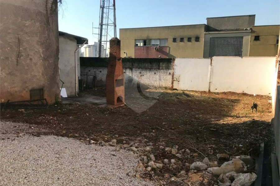 Excelente terreno em ótima localização. Venha fazer uma visita = 600M²