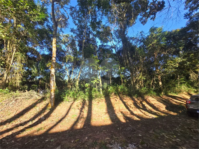 Terreno à venda no condomínio Champs Elysees Village, Mairiporã - SP