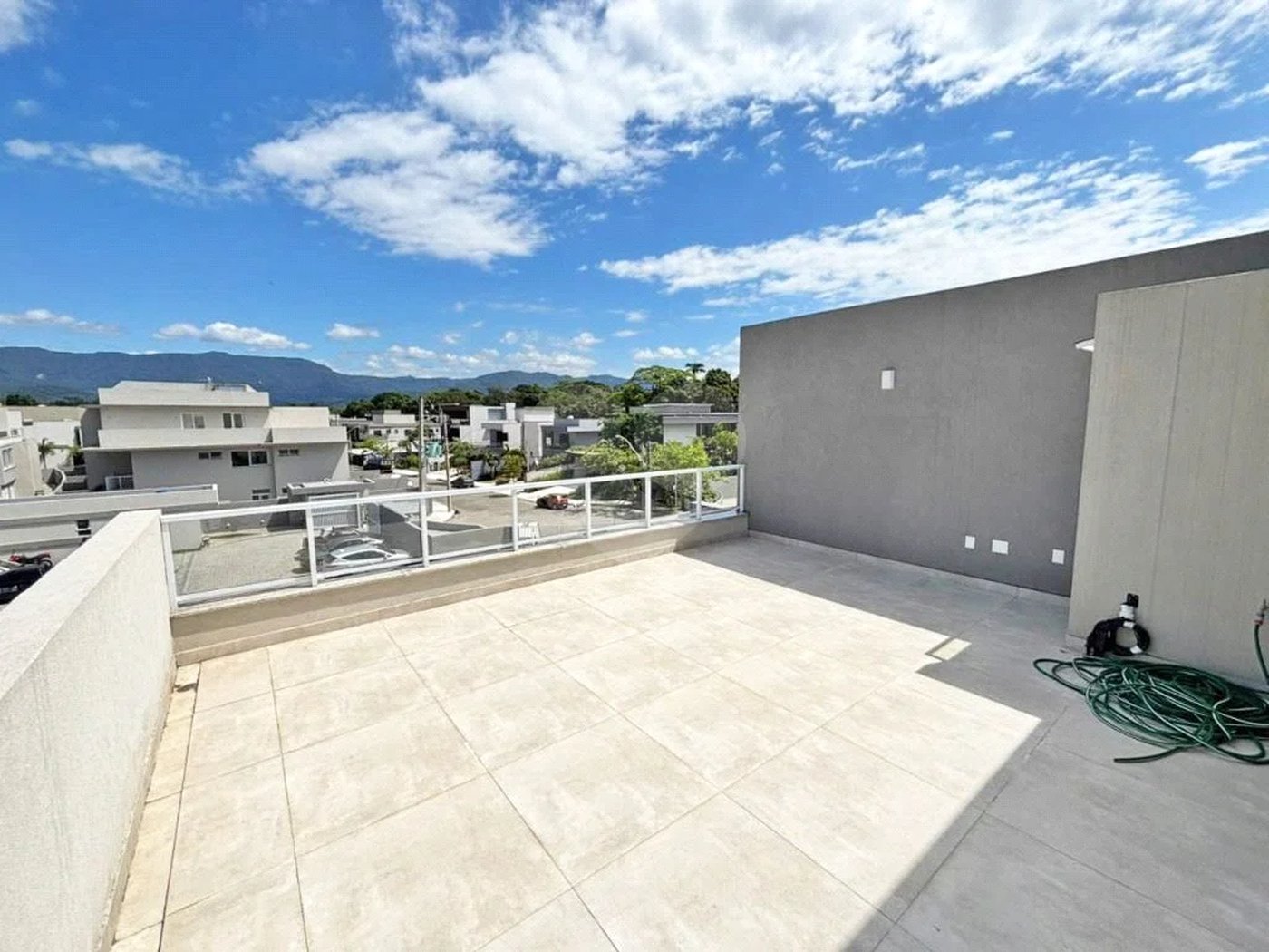 Villagio à venda com 5 suítes em Riviera de São Lourenço, Bertioga, SP