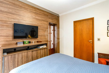 Sobrado Residencial à Venda – Vila Mariana – 274 m² de Área Útil