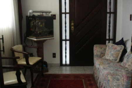 Casa à venda com 3 quartos, sendo 1 suíte, em Conjunto Residencial Butantã, São Paulo, SP