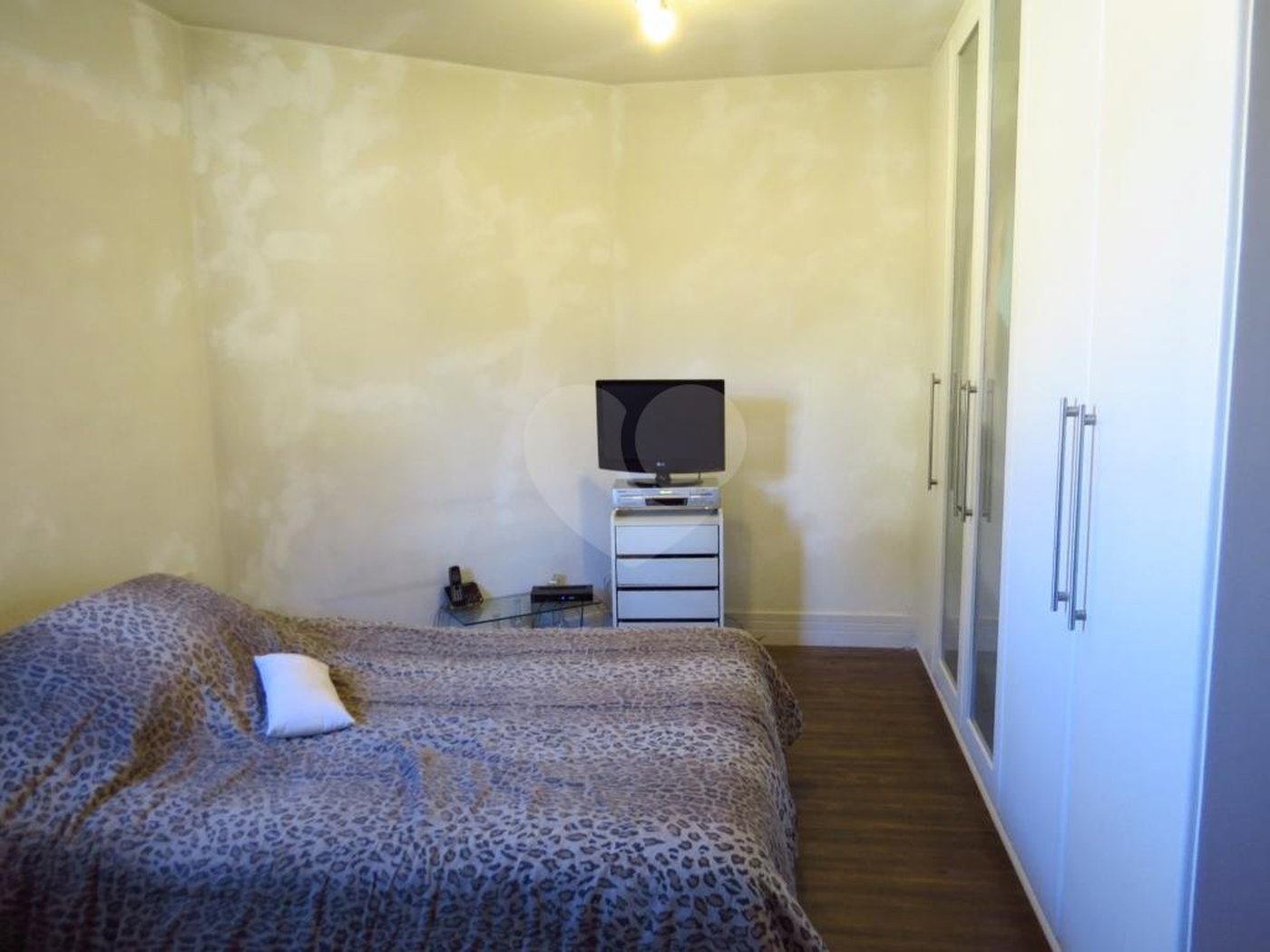 Casa de Vila à venda com 5 quartos, sendo 3 suítes, em Morumbi, São Paulo, SP