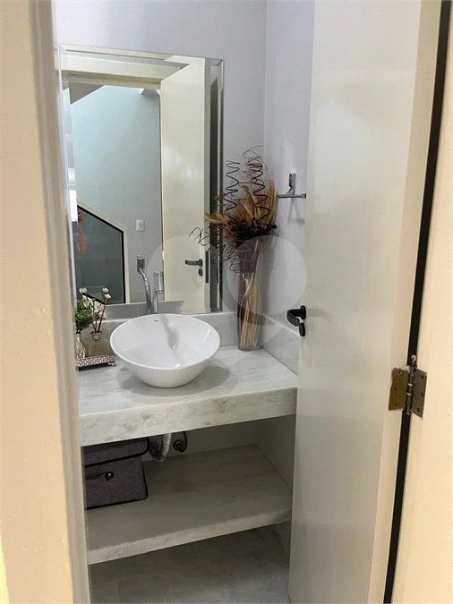 Lindo Sobrado com 3 suítes, à venda, 290 m², por R$ 2.340.000,00 no condomínio Helvetia Park em Indaiatuba/SP.