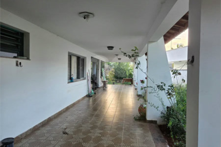 Casa à Venda com 5 quartos em Atibaia/SP