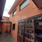 Casa com 300m² , 4 dormitórios , sendo 2 suítes , 5 vagas , à venda no bairro Curuçá , em Santo André.