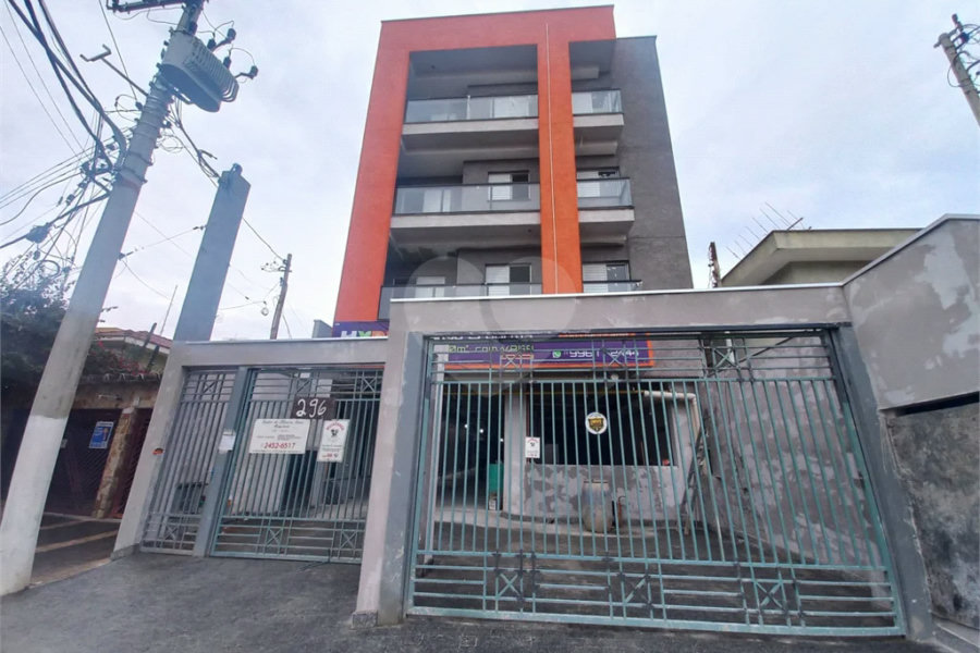 APARTAMENTO À VENDA- 01 DORMITÓRIO COM QUINTAL - 01 VAGA MOTO COM SACADA