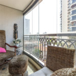Apartamento com 96 metros em Campo Belo com 3 Dormitorios/Aceita Permutas