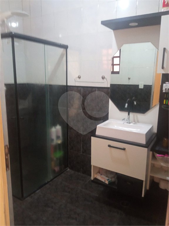 Casa com 60m², 2 dormitórios, 2 vagas, à venda na Vila Fachini