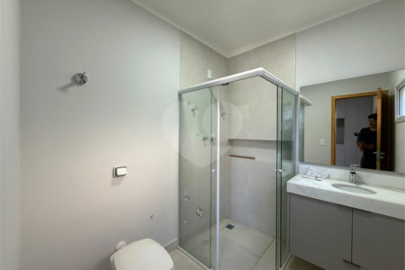 Casa à Venda com 5 Suítes na Vila Giglio em Atibaia/SP