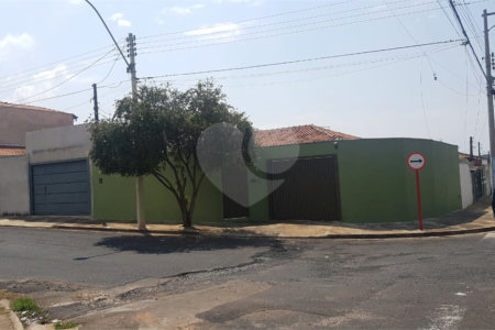 Casas térreas- Pq. Residencial Maria Stella Fagá.
