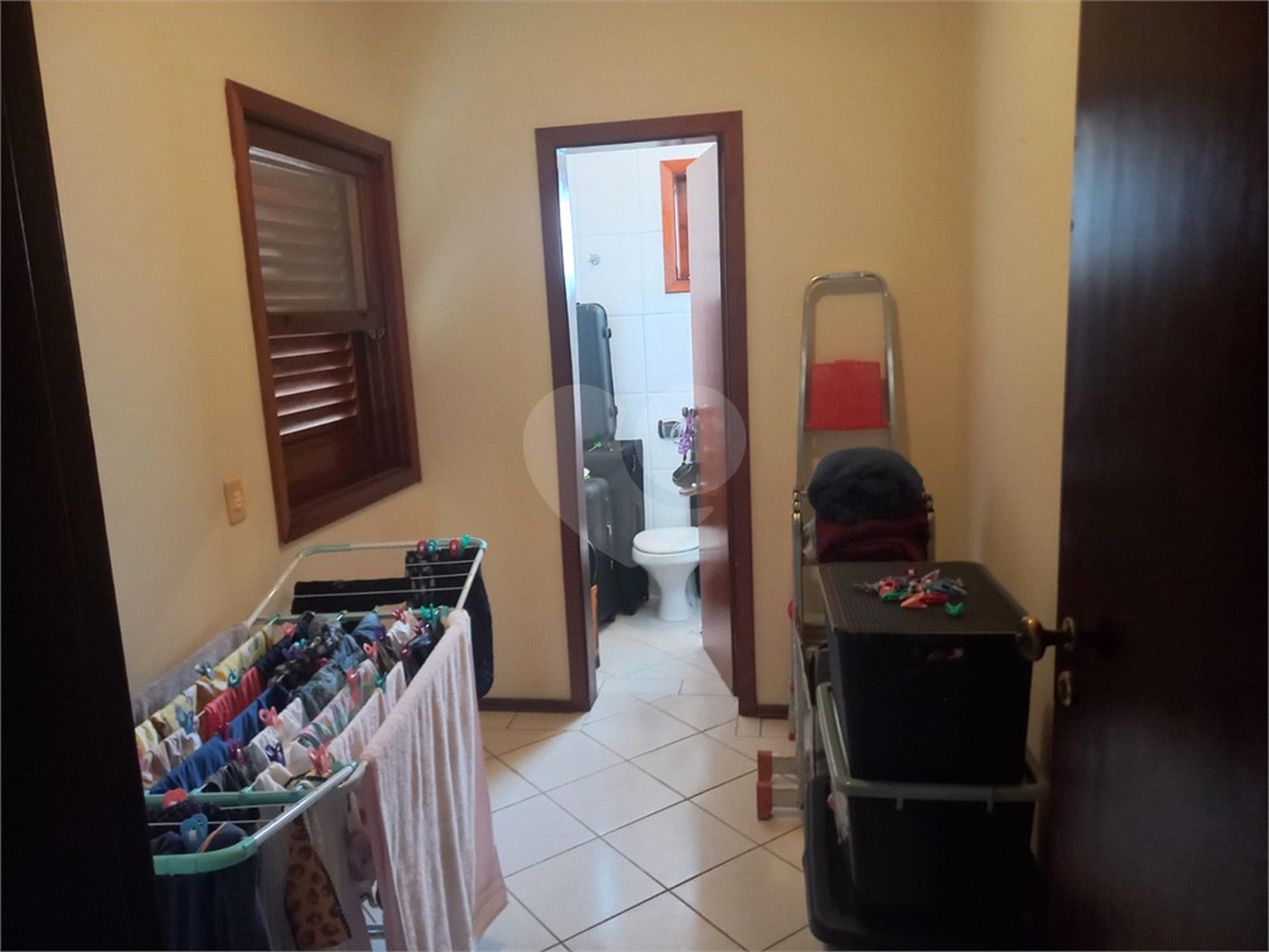 Casa à venda com 4 quartos, sendo 2 suítes,  em Villaggio Capríccio, Louveira, SP