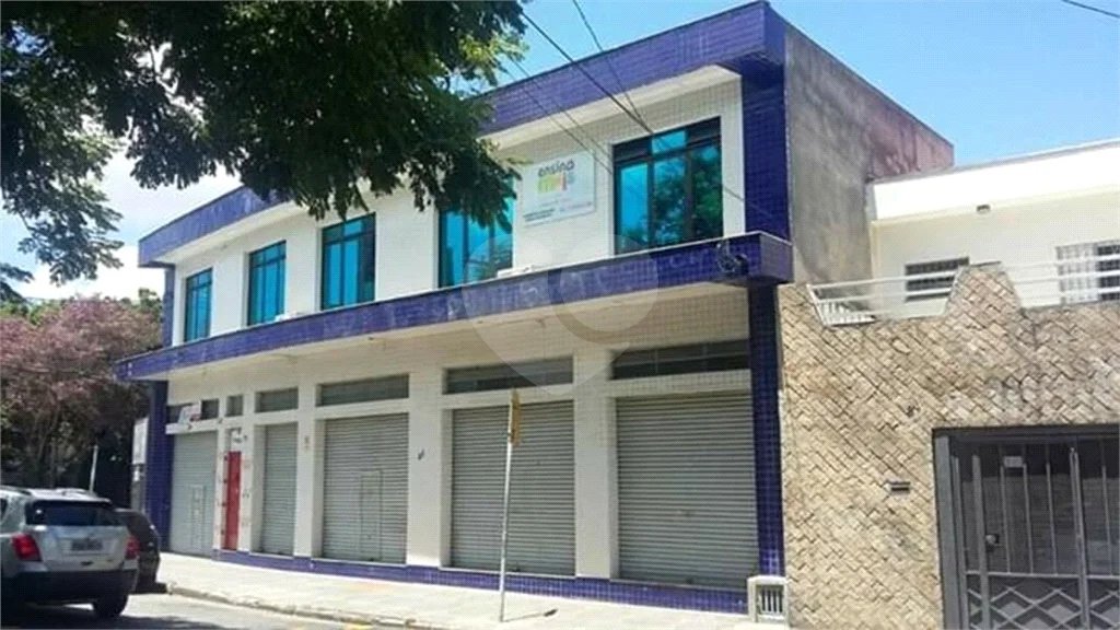 Prédio comercial com 724m² , 8 banheiros e 5 vagas de garagem , à venda na Vila Formosa.