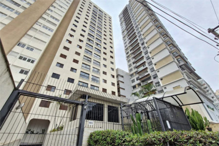 ÓTIMO APARTAMENTO 76 m² ÚTEIS REFORMADO 1 VAGA DE GARAGEM