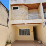 Excelente Sobrado à venda no Ipiranga c/ 220m2 - 4 Suítes/2 Vagas - 600 m. metrô Sacomã