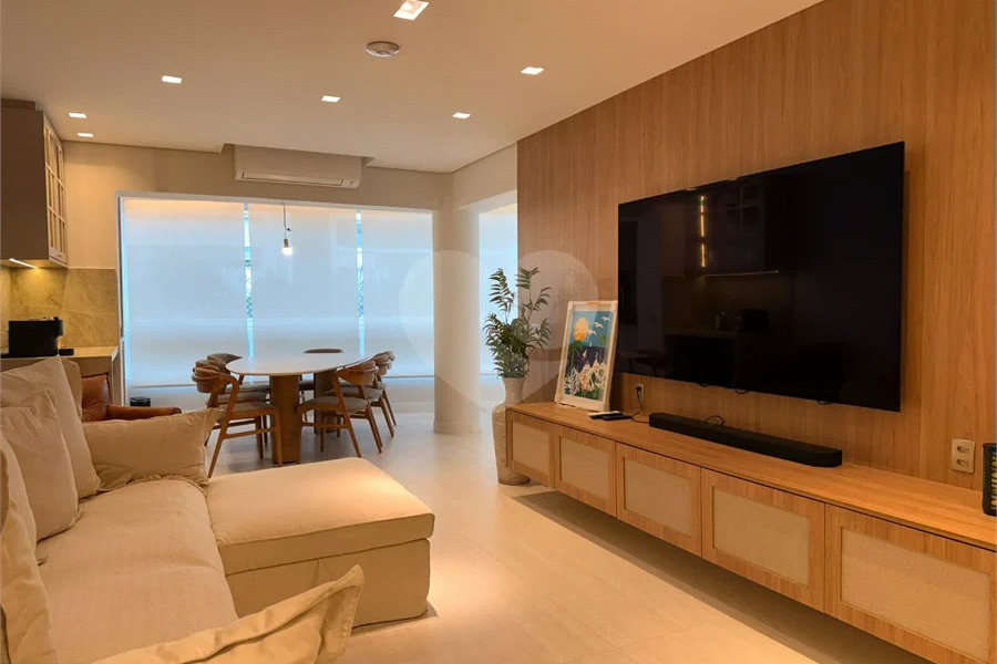 Apartamento à venda com 3 quartos, sendo 1 suíte, em Riviera de São Lourenço, Bertioga, SP