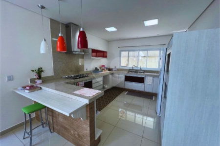 Apresento essa belíssima casa no Condomínio Delle Stelle - Louveira SP
