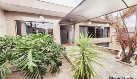 Casa à venda com 8 quartos, sendo 3 suítes,  em Olímpico, São Caetano do Sul, SP
