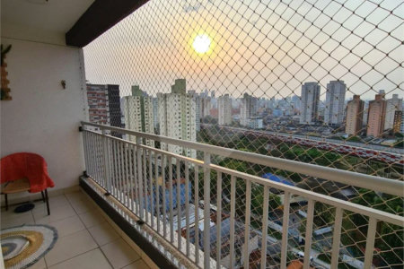 Condominio Clube apto 02 dormitórios(reversível para 03, sendo 01 suíte com 1 vaga.