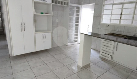 Sobrado à venda com 1 suíte em Jardim Santo André, São João da Boa Vista, SP