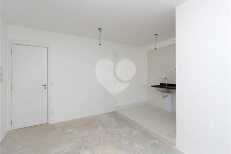 Apartamento a venda na Vila Mariana, 68 m², 2 dormitórios, 1 suíte, 2 vagas e lazer completo