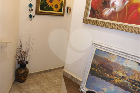 Linda casa em ótima localização!!