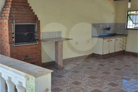 Casa residencial ou comercial com mais de 200m² na região do Jardim da Saúde em São Paulo - SP.